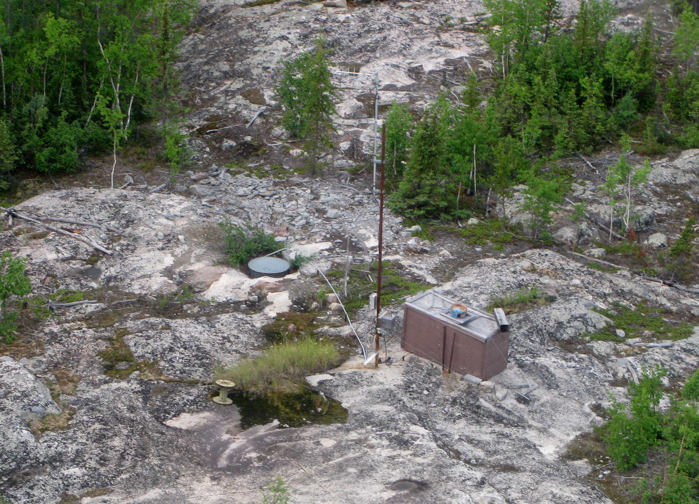 Areal image of a seismic yellowknife array component installation